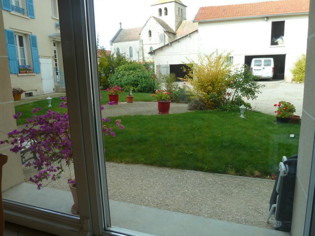 Les chambres d'hôtes Joy Val de Vesle Exterior foto